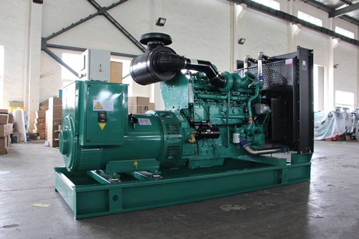 元阳320kw康明斯柴油发电车出租组图片 元阳320kw康明斯柴油发电车出租组图片